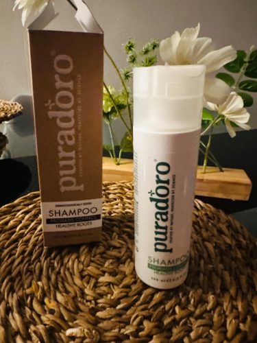 Anti-Dandruff Shampoo & Gezonde Haarzakjes – Strijd tegen roos en vet haar, verfrist de hoofdhuid 200ml photo review